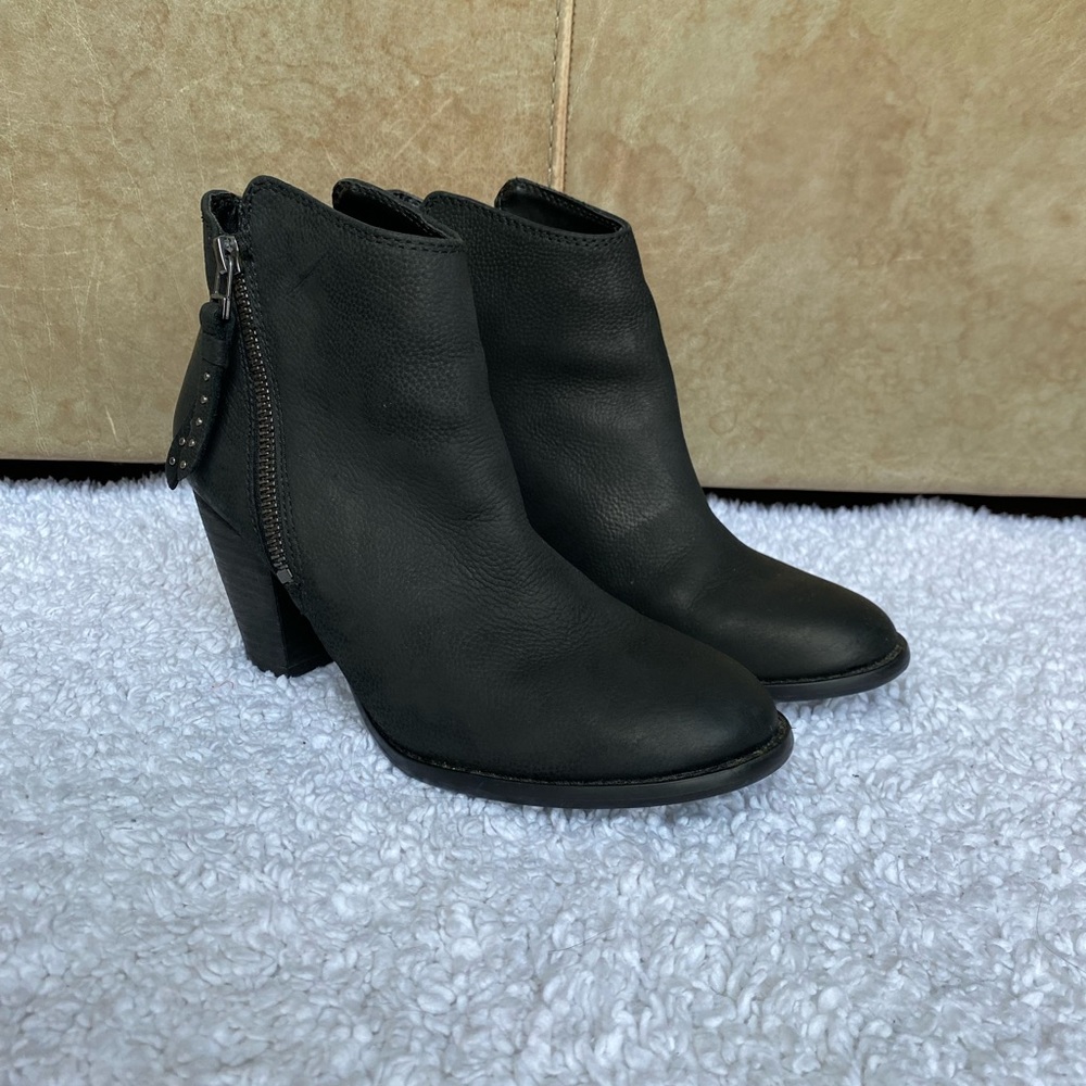 Steve Madden Ankle Boot 7.5